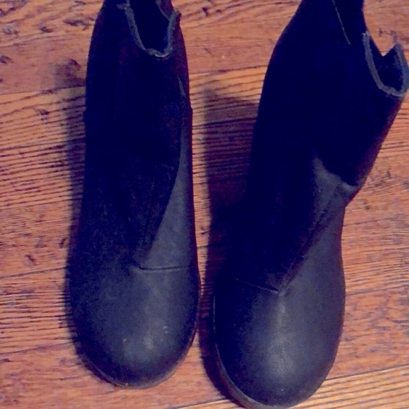 DIVIDED U S size 8 4 inch heel man made material booties - Picture 2 of 4